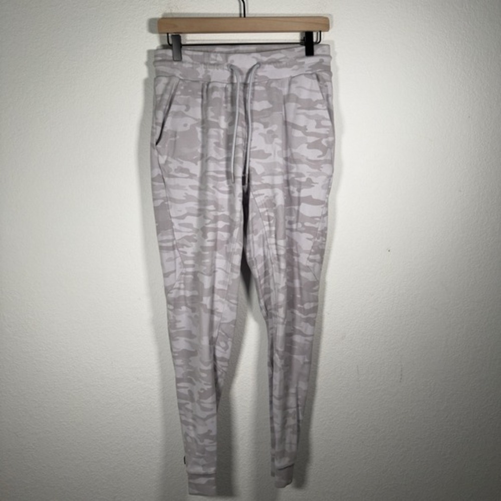 Alphalete Jogger Women Gray Camo High Rise Pockets | Size L